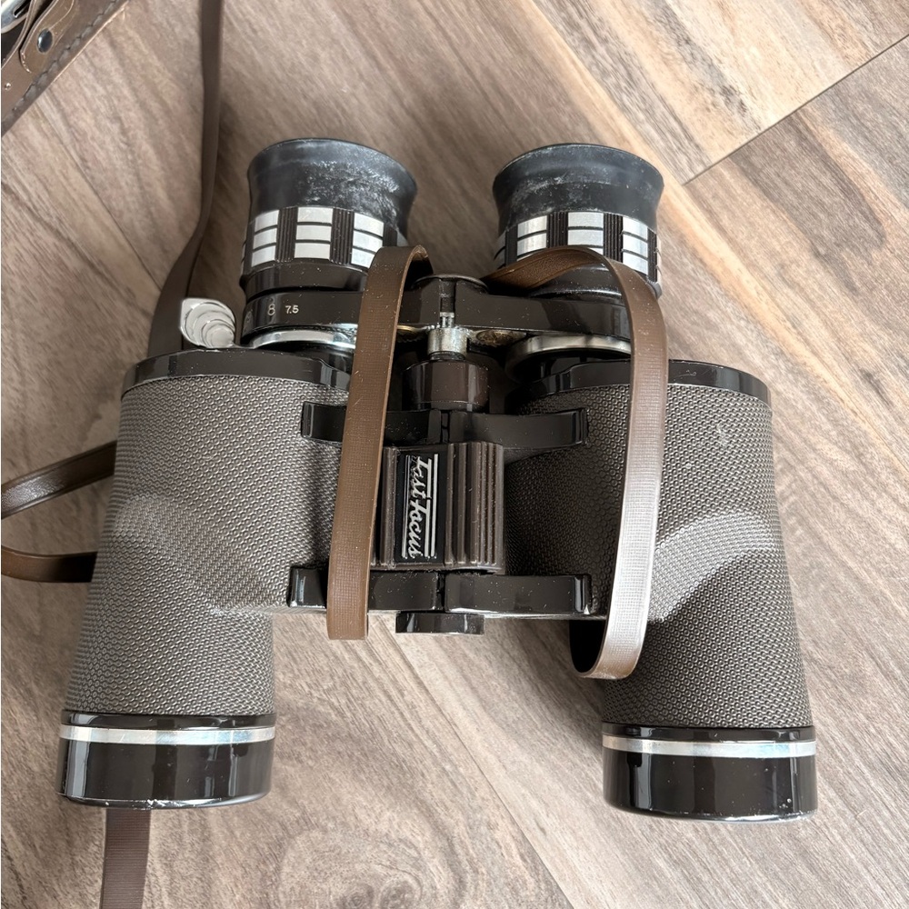 FastFocus Binoculars - Picture 2 of 5